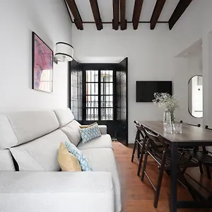Numa Seville Alegre Apartment